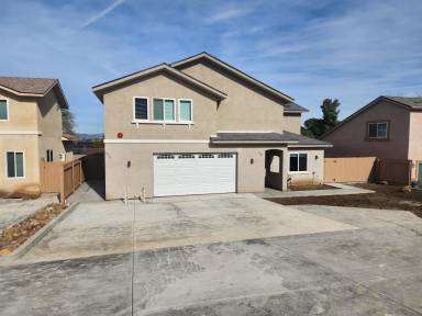 Main picture of 568 Tilling Way