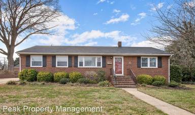 Main picture of 5709 Woodburn Rd