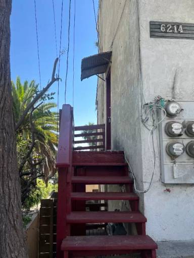 Main picture of 2043 N Vista del Mar Ave
