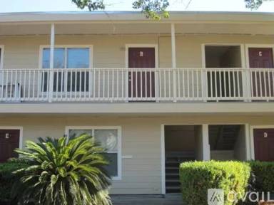 Main picture of 901 Furman Ave