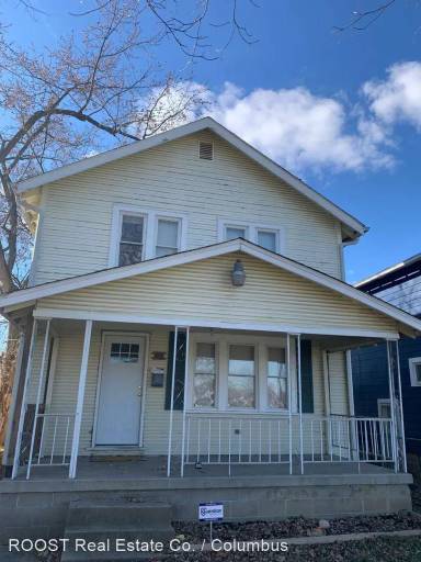 Main picture of 611 S Burgess Ave