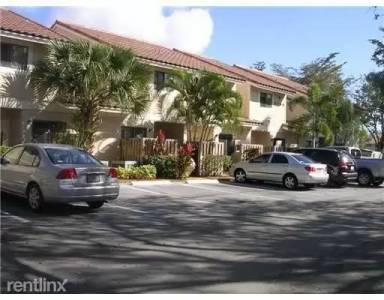 Main picture of 7790 Lago del Mar Dr