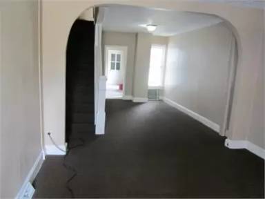 Main picture of 18 Wiley Ave