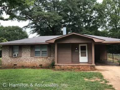 Main picture of 450 Cooper Rd