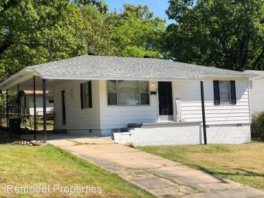 Main picture of 921 W 54th St