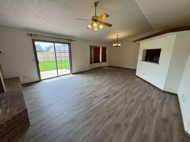 Main picture of 8401 Woodhue Dr