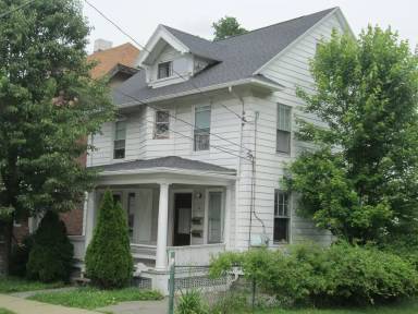 Main picture of 28 Walnut St