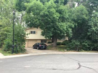 Main picture of 2208 Woodford Ct