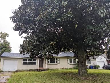Main picture of 5058 Polaris St