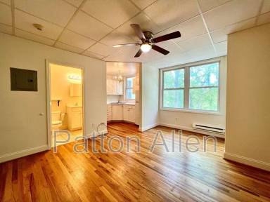 Main picture of 43 Ravenscroft Dr