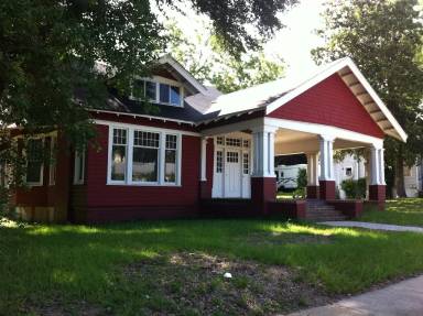 Main picture of 507 S 3Notch St