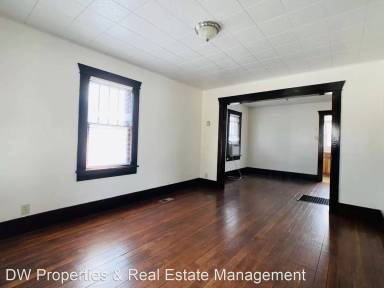 Main picture of 1209 8th Ave