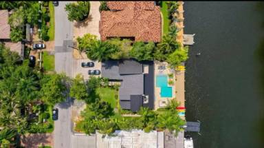 Main picture of 1611 SE 8th St