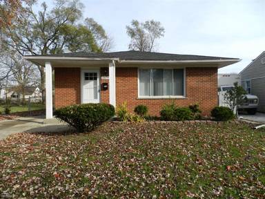 Main picture of 5879 Oldham St