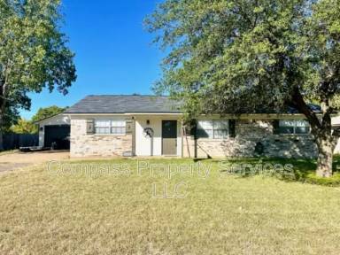 Main picture of 442 Fernwood Dr
