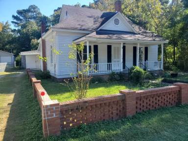 Main picture of 3947 Stone St