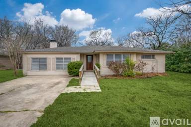 Main picture of 3110 Heather Ln