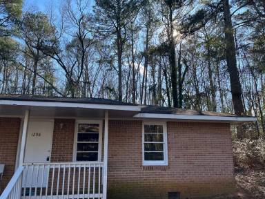 Main picture of 1206 Dewey St