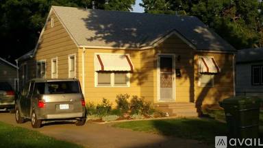 Main picture of 617 Montrose St
