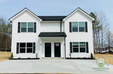 Main picture of 7 Wofford Pine Dr