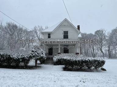 Main picture of 114 Moore St