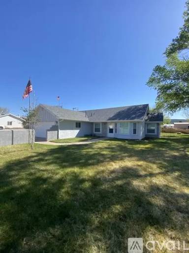 Main picture of 7960 N Jade Dr