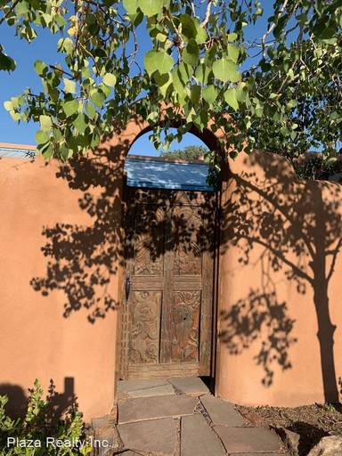 Main picture of 138 Ridgecrest Dr