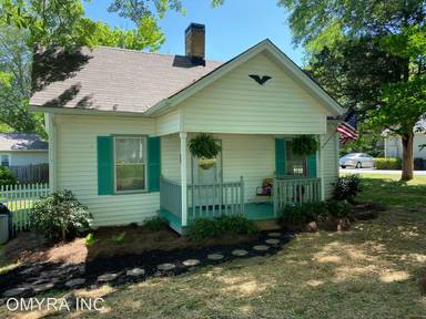 Main picture of 4915 N Lee St