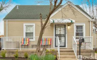 Main picture of 503 Compton St
