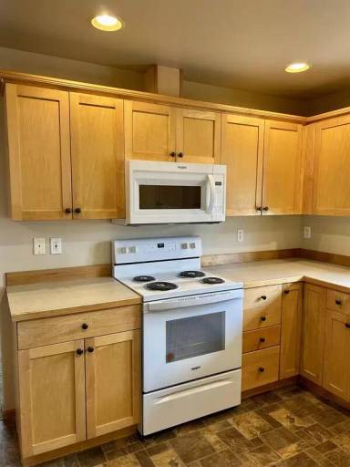 Main picture of 310 Nooksack Ave