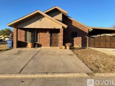 Main picture of 901 Minutemen Dr