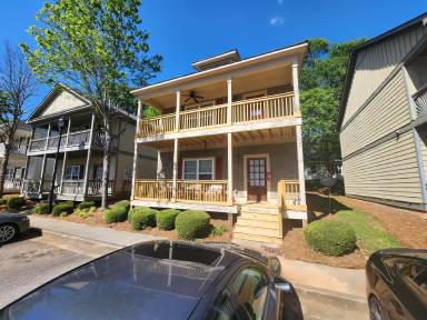Main picture of 239 Ruth St