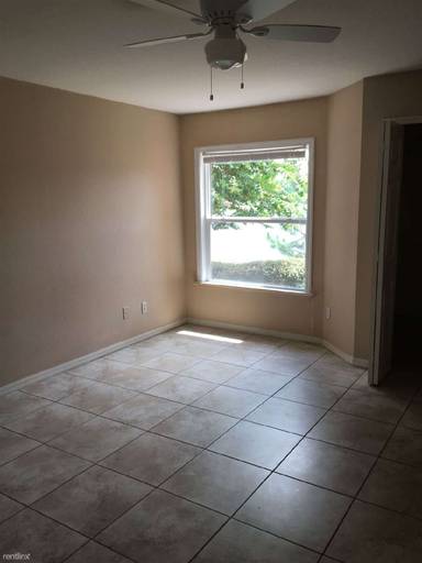 Main picture of 8837 Latrec Ave