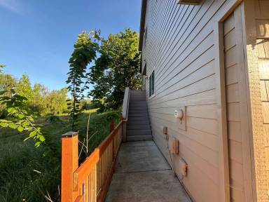 Main picture of 940 River Bend Rd NW