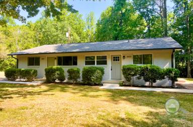 Main picture of 2610 State Park Rd