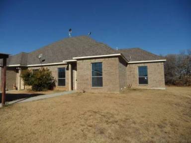 Main picture of 102 Lindas Creek Ln