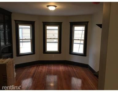 Main picture of 795 Washington St