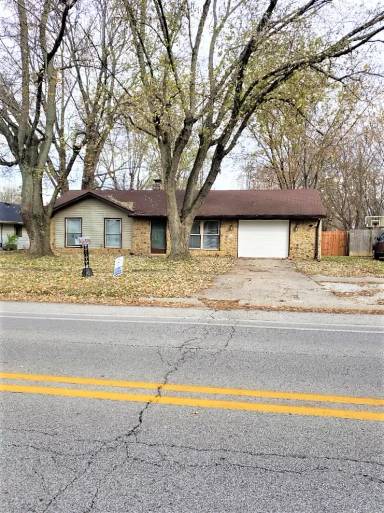Main picture of 3516 S Webster St
