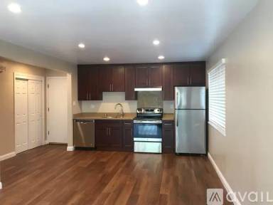 Main picture of 7 Garden Ct