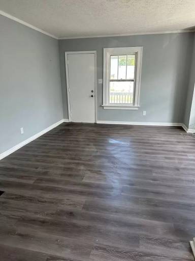 Main picture of 826 Millikin St