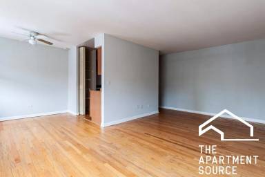 Main picture of 512 W Briar Pl