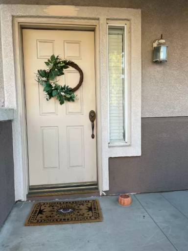 Main picture of 1024 N Turner Ave