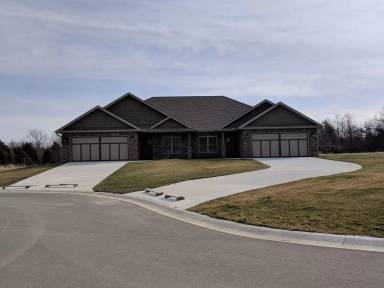 Main picture of 1242 Dara Dr