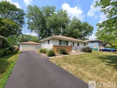 Main picture of 2717 Jersey Ave N