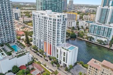 Main picture of Crimson Condo