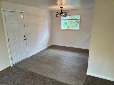 Main picture of 1110 Denise St SE