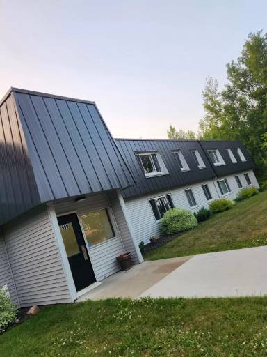 Main picture of 900 Dorchester Dr