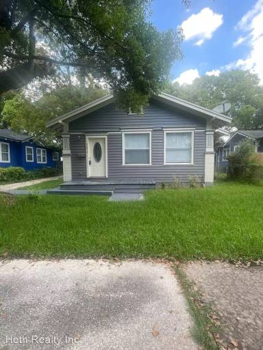 Main picture of 2675 Ernest St