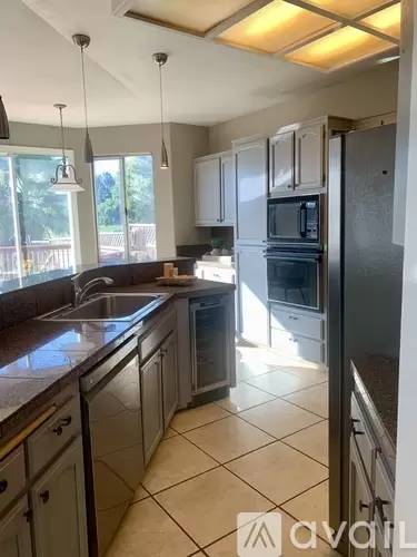 Main picture of 1748 Cherry Hills Dr