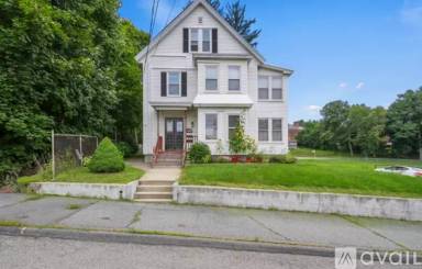 Main picture of 149 Cross St